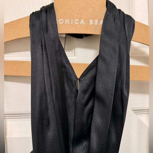 Veronica Beard Alberta Silk Evening Gown in Black🥂 - Picture 7 of 12